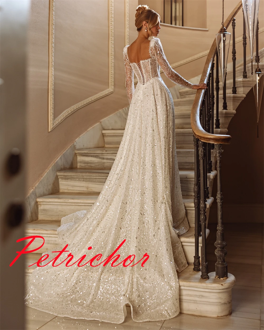 Aangepaste elegante witte organza trouwjurk prachtige vierkante kraag lange mouwen kapel trein parels lovertjes bruidsjurken