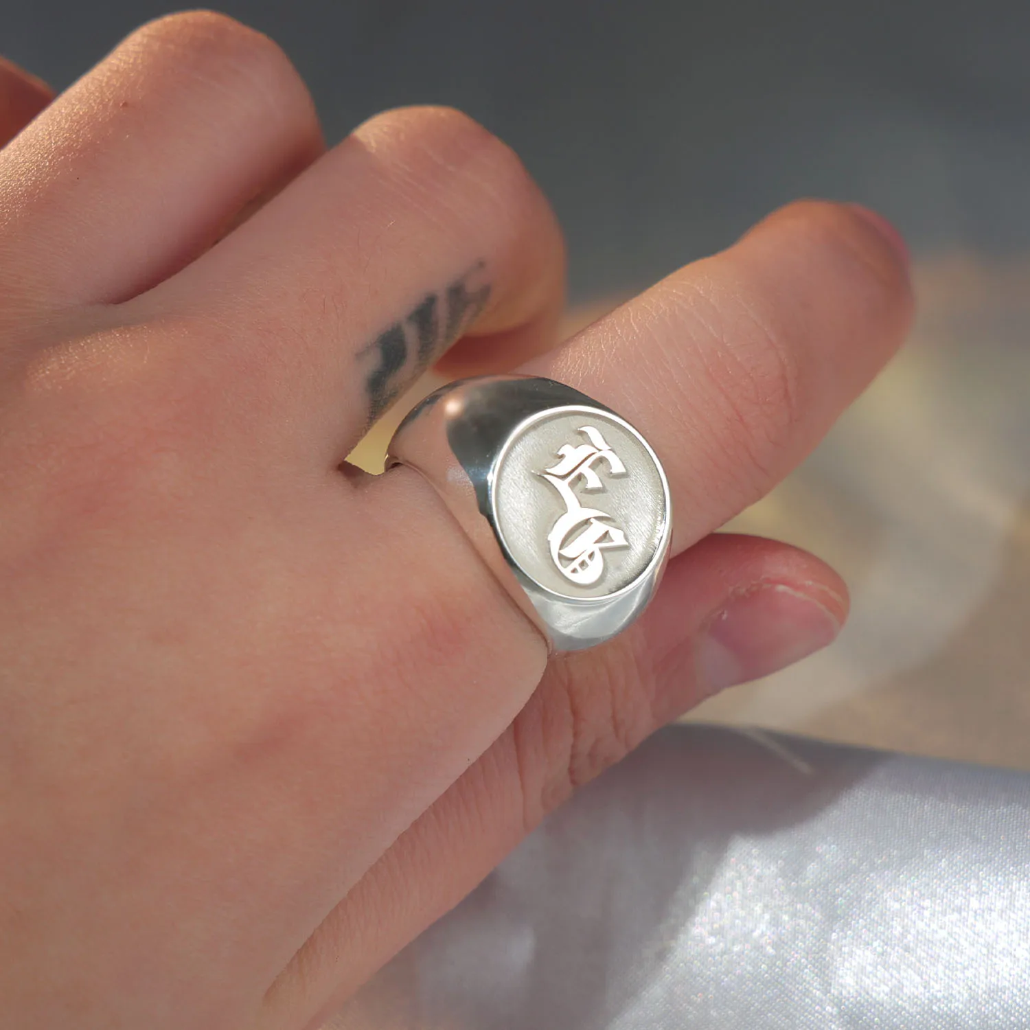 Customized Personalized 15mm Ring With 26 Letters For Men Copper Fashion Ring