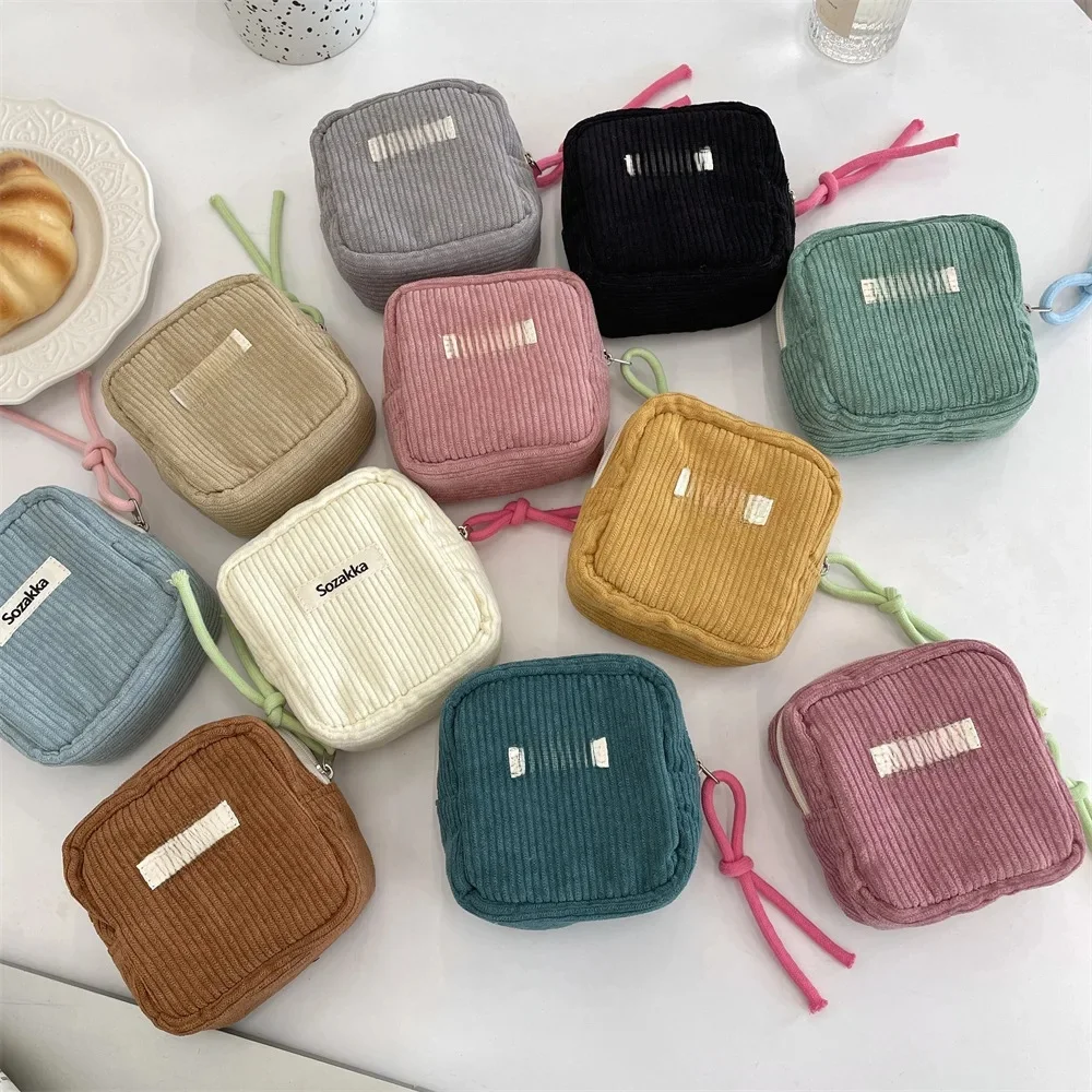 Kawaii Travel mała kosmetyczka szminka torba do przechowywania słuchawek torebka kobiety przenośne Mini torebki do makijażu portfel etui torby organizator — zdjęcie 2