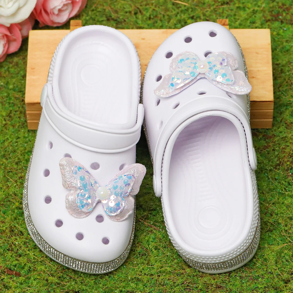Kid's Garden Shoes, Lightweight EVA Children's Clog and Mules, Non-slip Sandals, Breathable Slip-On Shoes for Indoor Outdoor K55