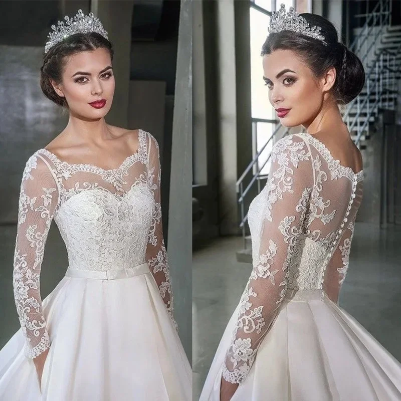 Nowe eleganckie niestandardowe koronkowe kurtki ślubne z wycięciem pod szyją Białe bolerka w kolorze kości słoniowej Owijki z guzikami z tyłu Zamknięta kurtka ślubna — zdjęcie 2