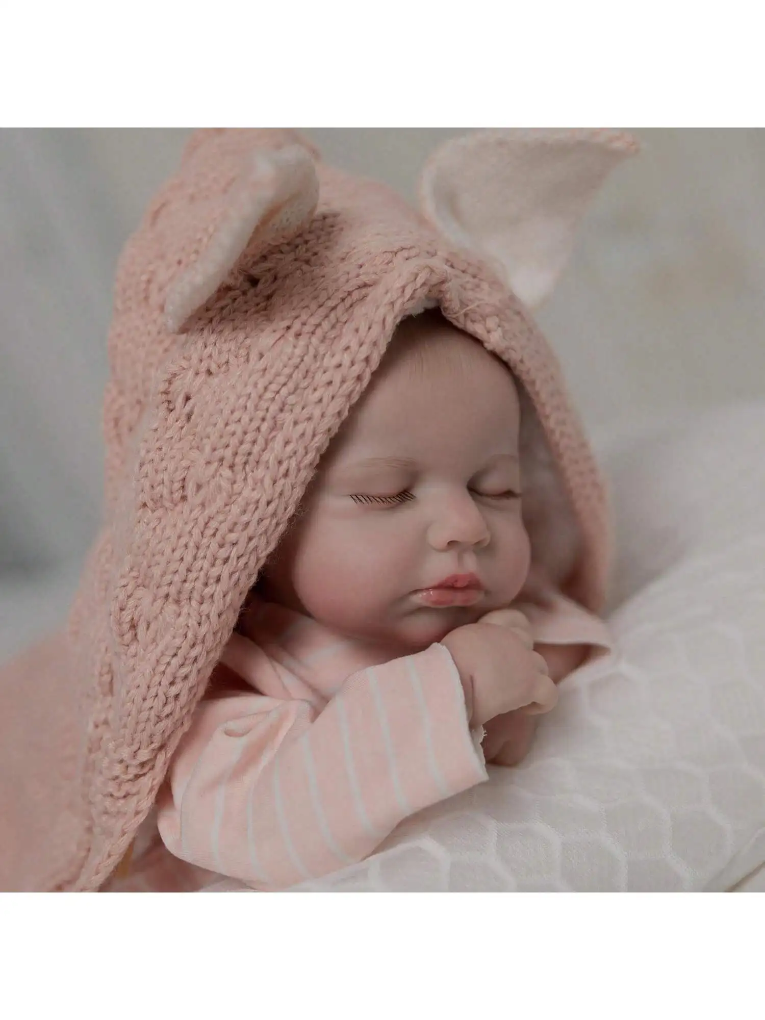 ตุ๊กตาเด็กทารกเหมือนจริง - ตุ๊กตาเด็กทารกทำจากไวนิลนุ่มน่ารักขนาด 20 นิ้ว ตุ๊กตาเด็กทารกที่เหมือนจริงที่สามารถจัดท่าทางได้ (เฉพาะตุ๊กตา/ไม่มีอุปกรณ์เสริม)