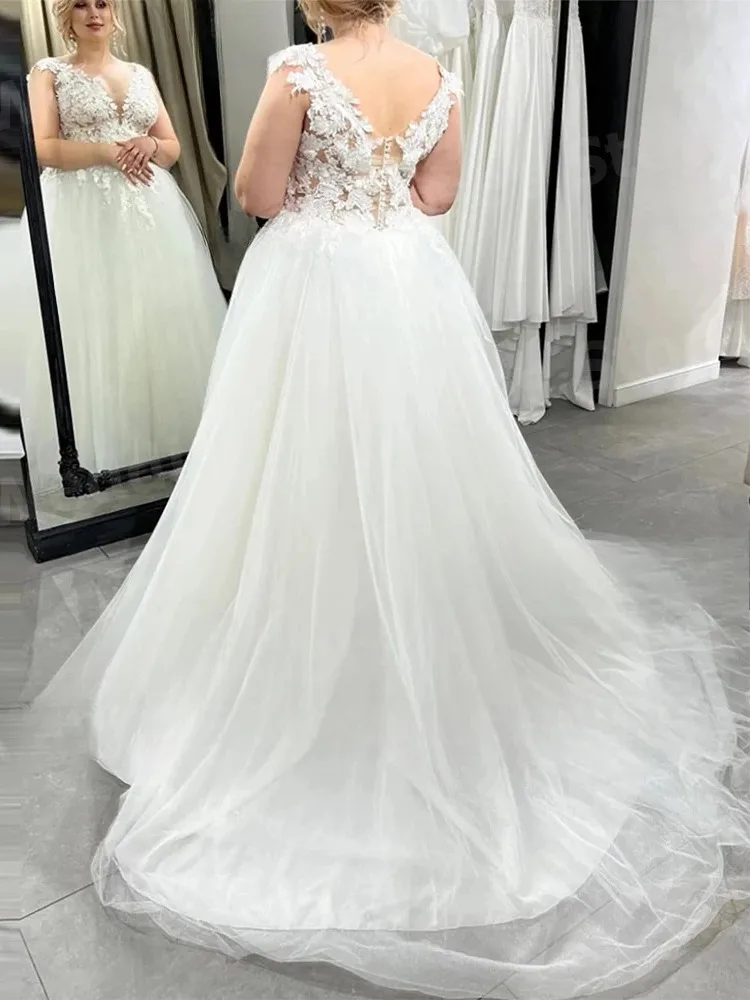 Boho A Line Wedding Dresses Lace Appliques Bride Gowns Sexy V Neck Sleeveless Customized Backless Vestidos De Novia
