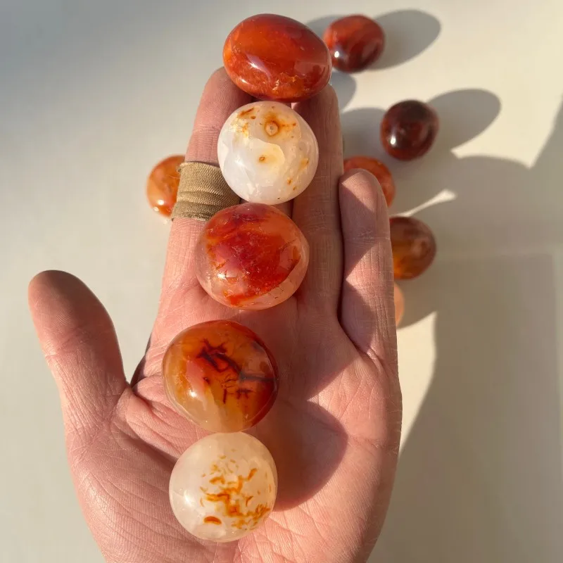 Carnelian Tumble Stone Natural Healing Crystal for Energy Boosting Worry Stone Feng Shui Witchcraft Home Decor