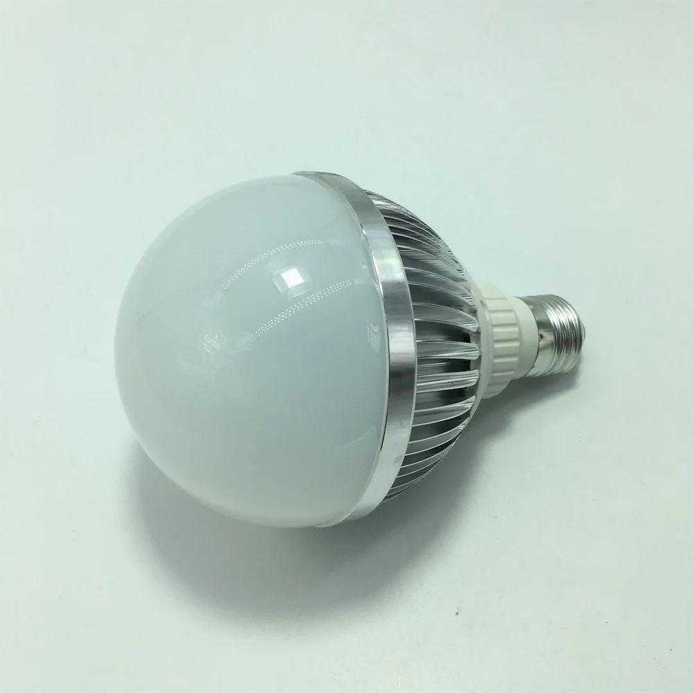 หลอดไฟ LED ควบคุมแสง 5W 7W 9W 12W AC85-265V E27 ซ็อกเก็ตตัวอลูมิเนียม