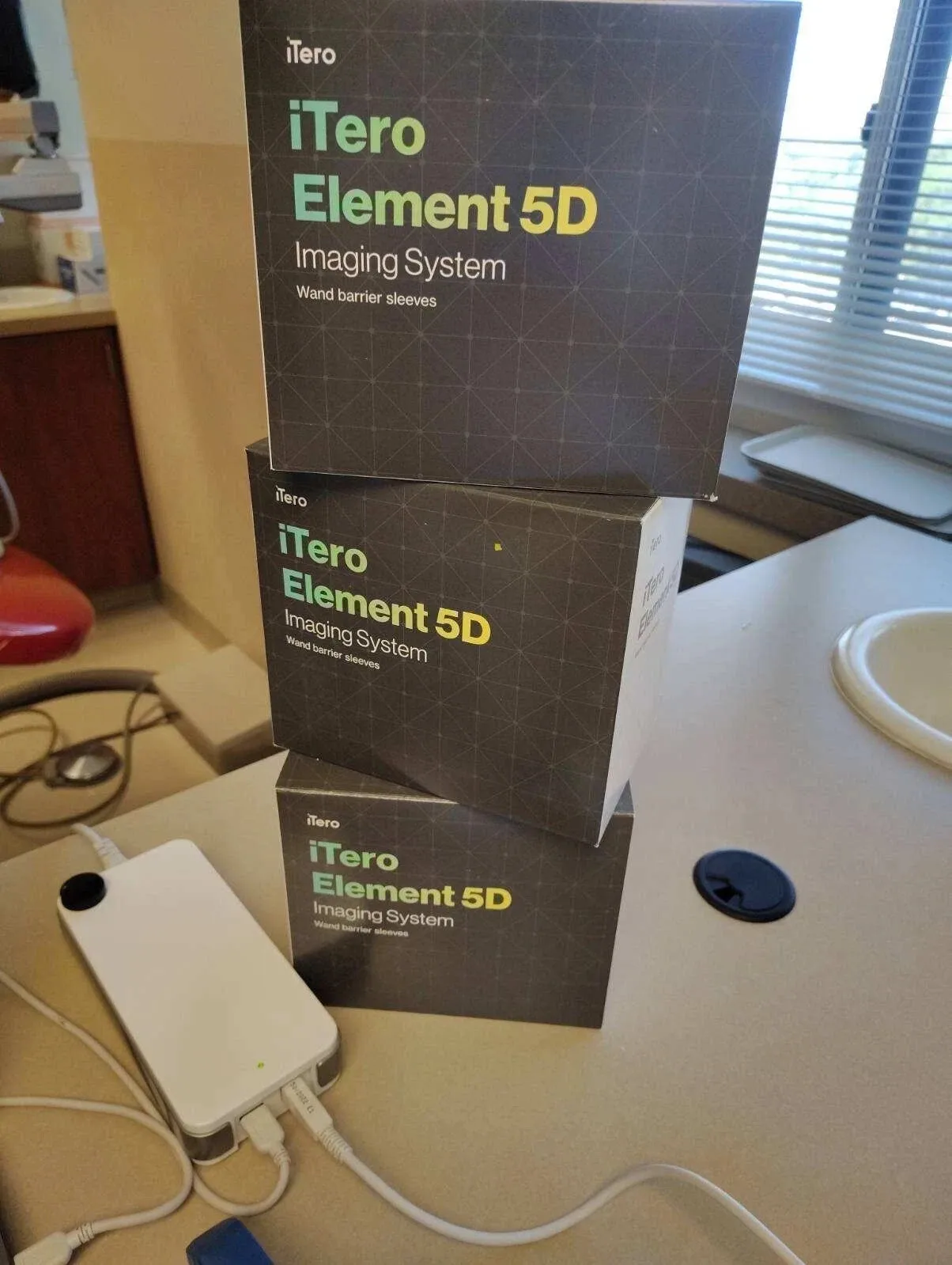 

TT BUY NOW BUY 6 Get 3 iTero Element 5D Dental Intraoral Scanner