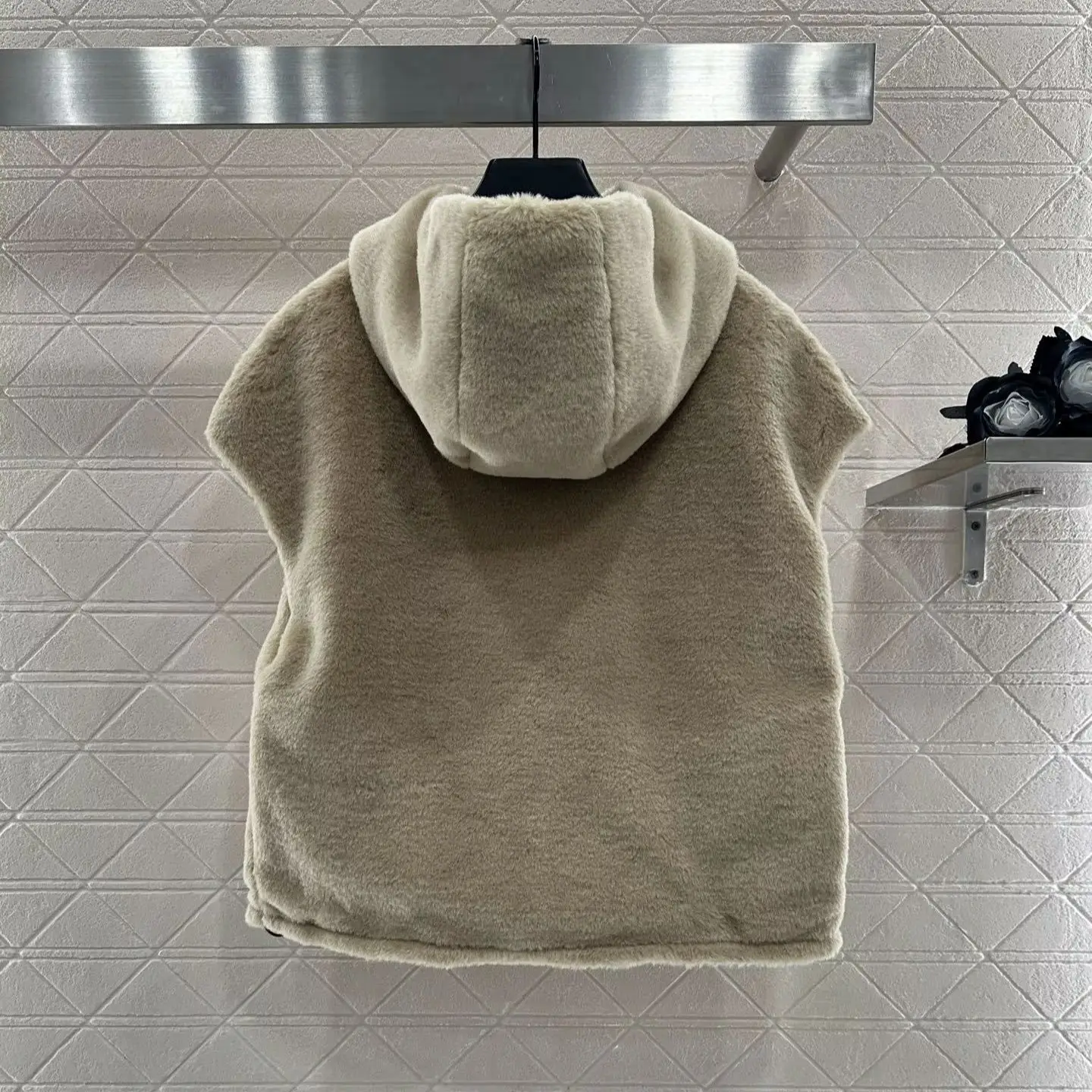 

2025 Spring and Autumn New Double sided High quality Comfortable Versatile and Simple Fashion Vest HL03