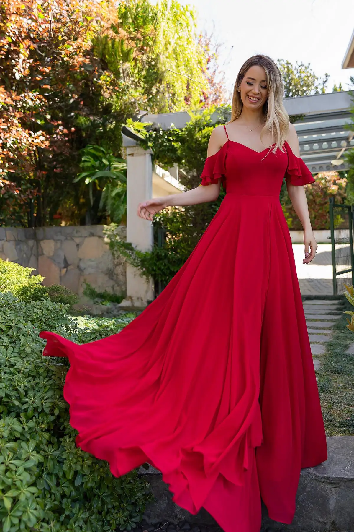 

Off Shoulder Chiffon Long Red Bridesmaid Dress Lace A Line Plus Size Evening Dresses for Wedding Formal Occasion Gala PartyGowns