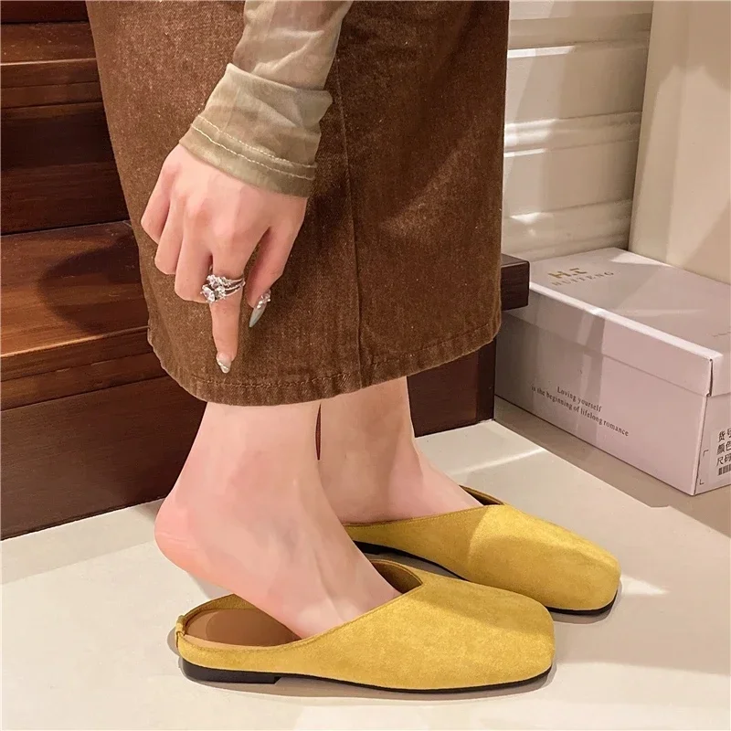 Chaussures couverture orteil pantoufles diapositives décontractées grande taille Mules pour femmes 2025 carré luxe chaussures plates pantoufles diapositives décontractées couverture orteil