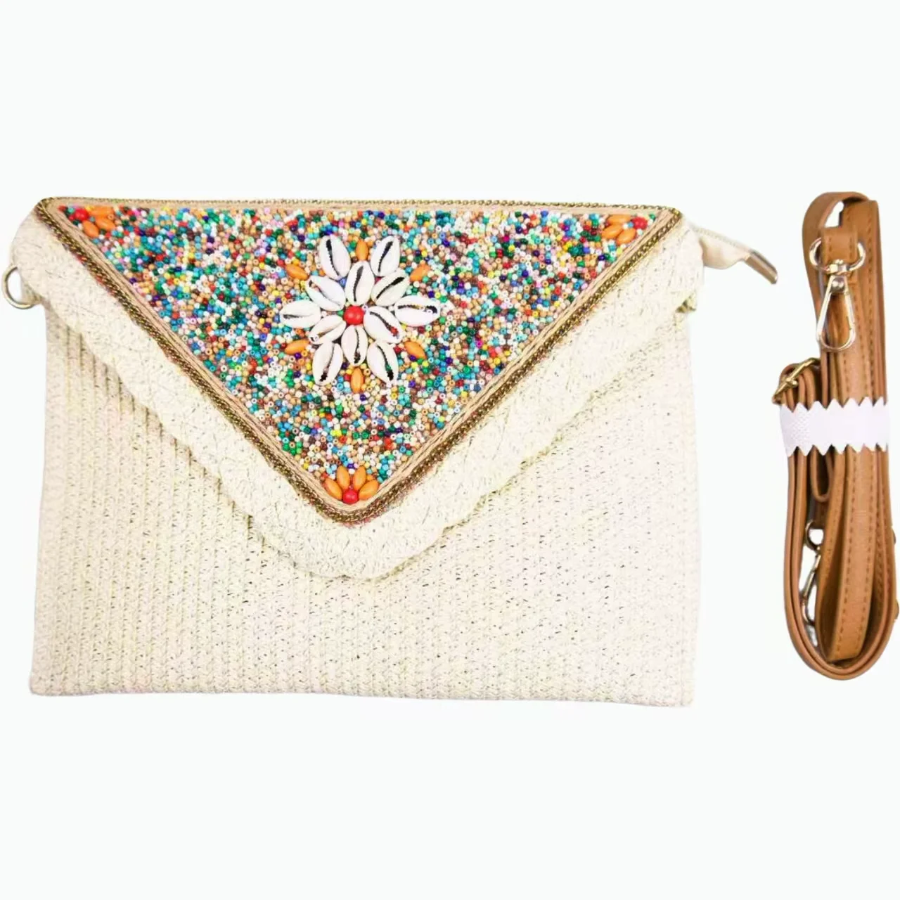 

Кожаный регулируемый плечевой ремень коричневого цвета с глубоким волнистым краем в форме веера, украшенный белыми лепестками и красными тычинками.