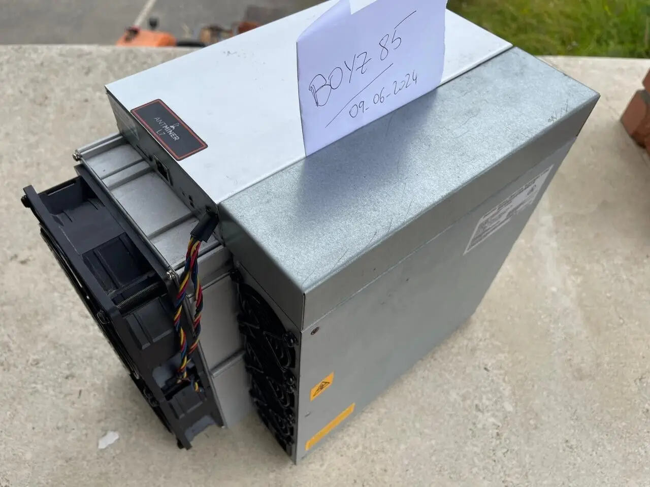 

AY BUY 4 GET 2 FREE ANTMINER L7 9050MH/S BITMAIN LTC DOGE Scrypt Miner, ASIC Miner