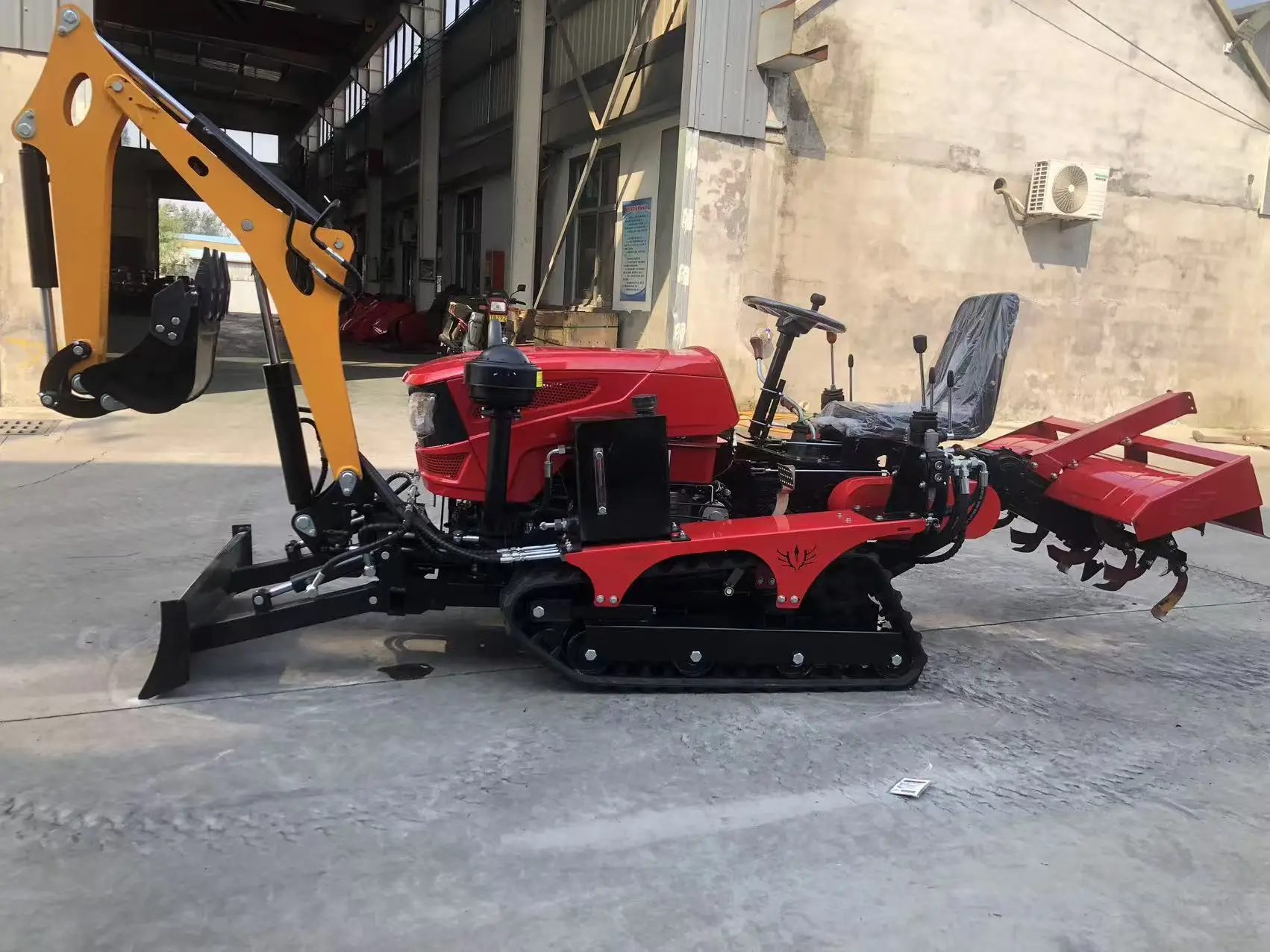 Customized Diesel Mini Cultivator Multifunctional Crawler Rotary Cultivator Tractor