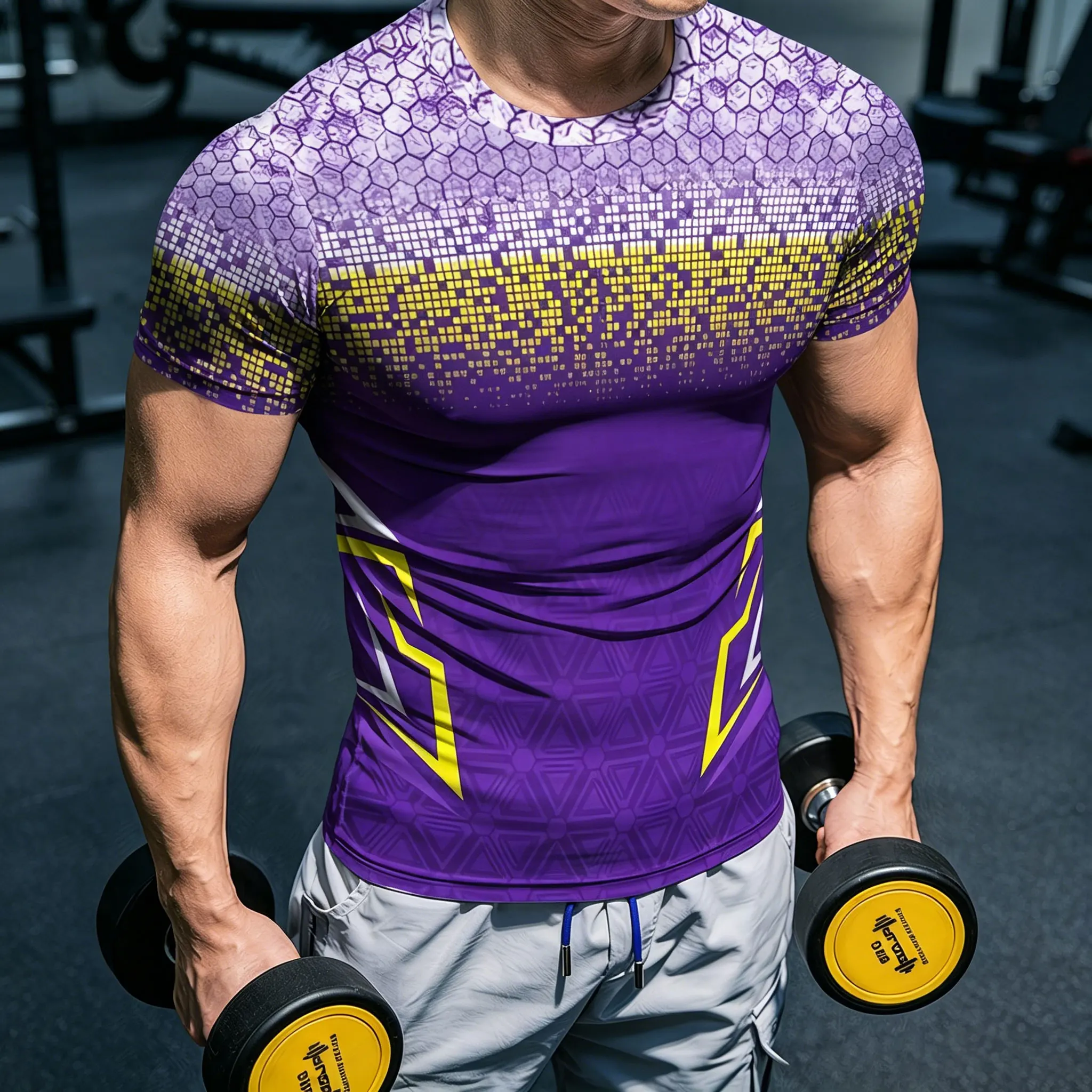 Herren Kompressions-T-Shirt mit Sechseck-Pixel-Farbverlauf in Lila und Gelb, Schnelltrocknend, Kurzarm, für Fitness, Workout und Sport