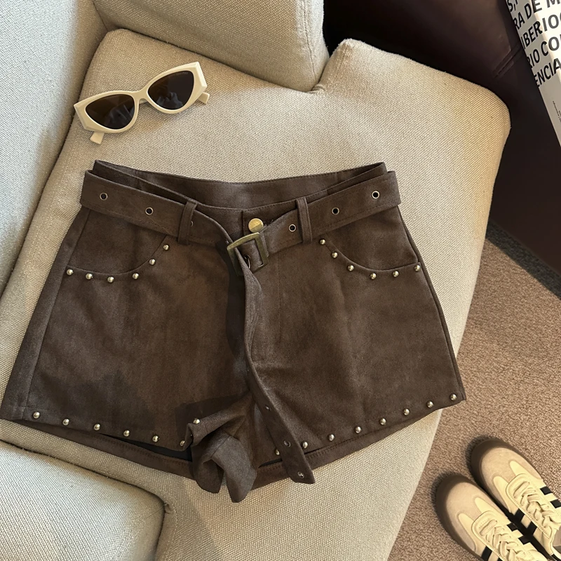 

Женские повседневные шорты с эстетическими заклепками 2000-х годов, осенние новые Y2k, винтажные широкие брюки в американском стиле для девочек, популярные шорты