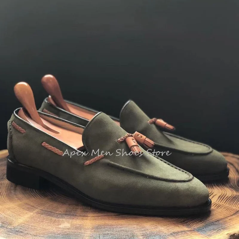 

Breathable Round Toe Tassel Youth Slip On Loafers Genuine Leather Cow Suede Leather Casual Boat Shoes Handmade Custom Men's Shoe