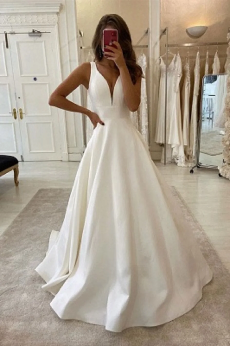 Abito da sposa a trapezio in raso bianco Sexy scollo a v senza schienale con tasca senza spalline abiti da sposa abito da ballo Robe De Mariée personalizzato