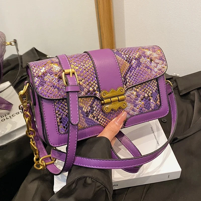 Fioletowe torby Crossbody dla kobiet 2024 luksusowa marka torba kwadratowa skórzane torebki małe torby projektant damskie torby na ramię pod pachami — zdjęcie 2