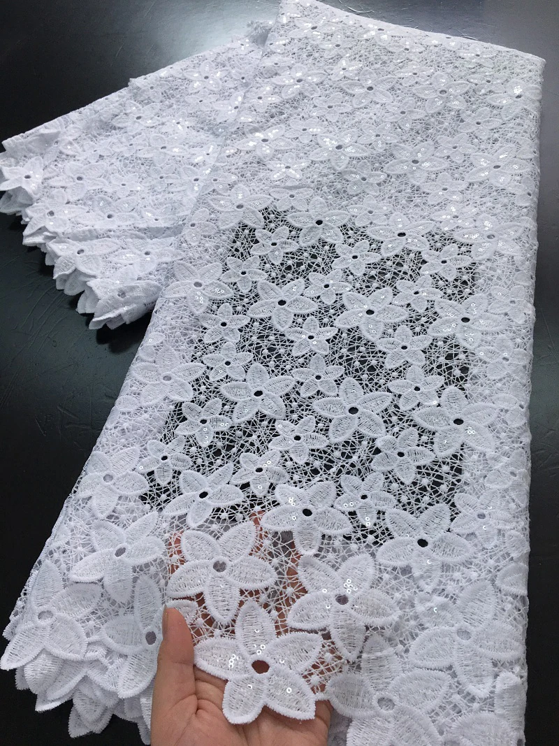 귀퓌르 워터 레이스 원단 아프리카 고품질 2025 나이지리아 수용성 레이스 골든 스팽글 원단 여성 드레스용 5야드 4402