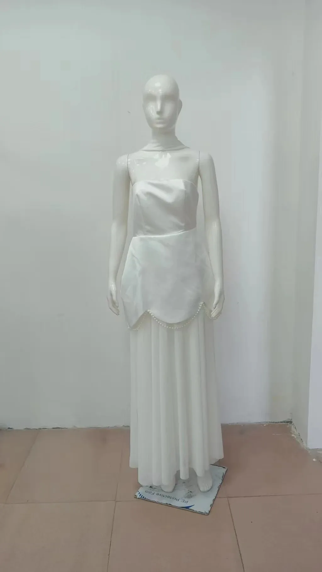 Elegant Pearl Mesh Patchwork Maxi Dress Women Strapless Ribbon Backless Long Dress Luxury Wedding Guest Party Evening Dress 2026