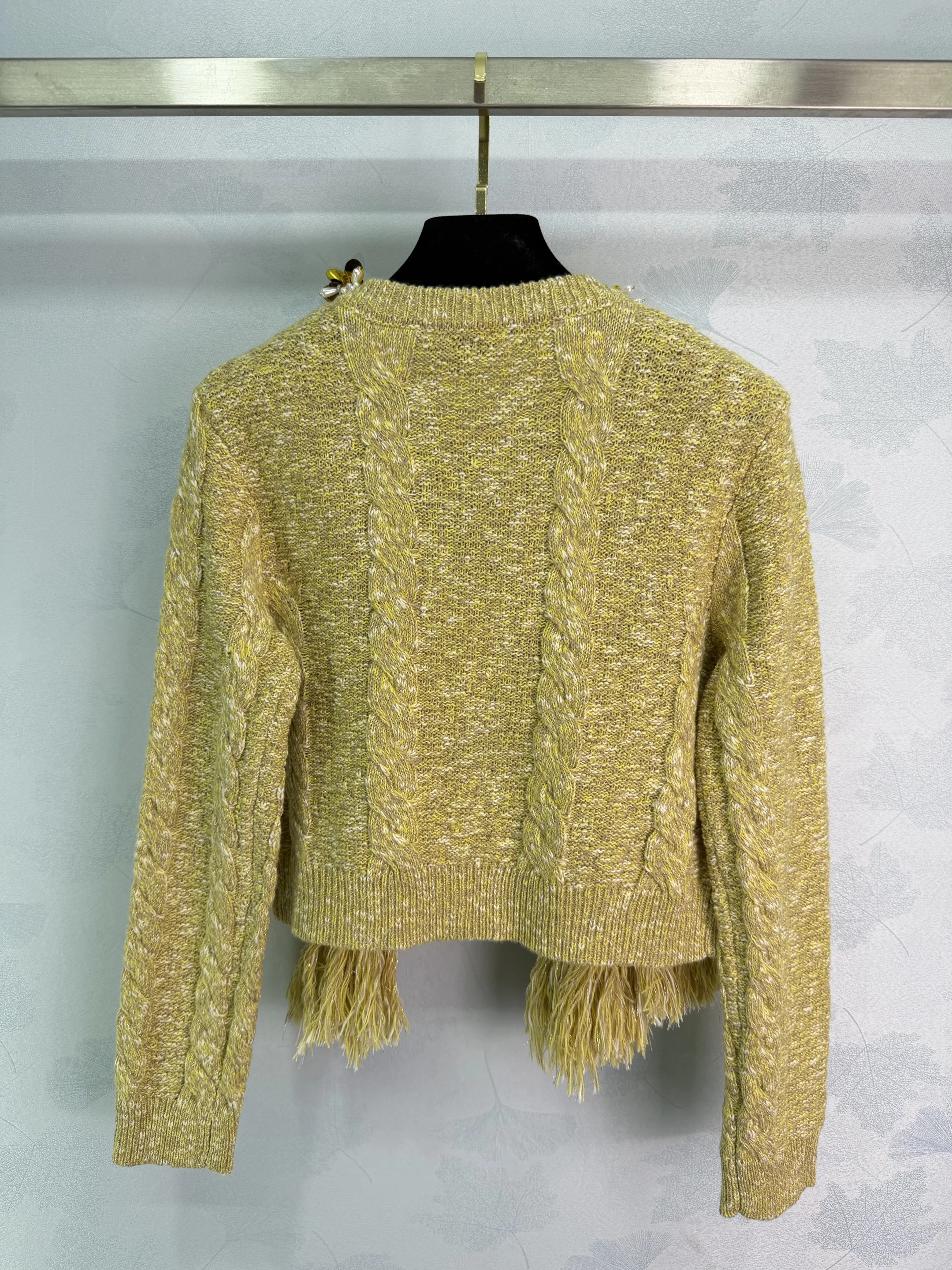 

2025 autumn and winter women's gold tassel knitted jacket SU215