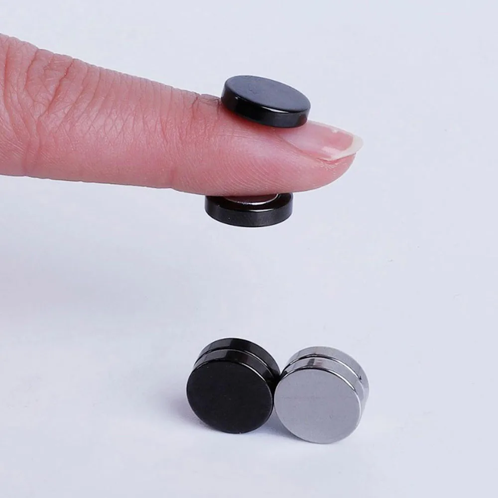 1 Pair Stainless Steel Magnetic Earrings for Men Women, Punk Non-piercing Clip on Stud Earrings Fake Ear Gauges for Men Women view 4