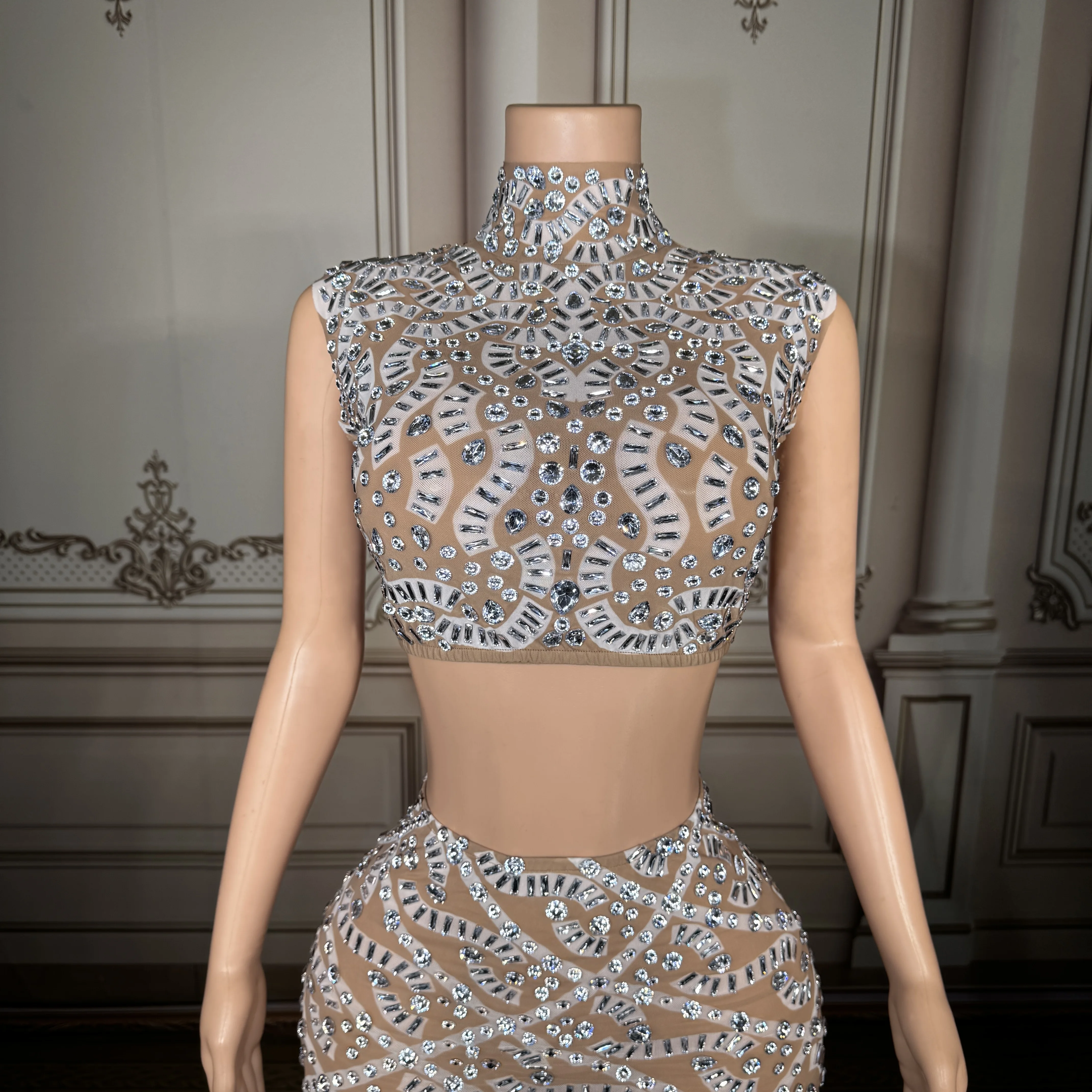 

Новое сексуальное светло-голубое вечернее платье ZD с кристаллами, женское облегающее платье из сетки телесного цвета, роскошное платье с стразами для дня рождения, с бантом и вырезом «сердечко»