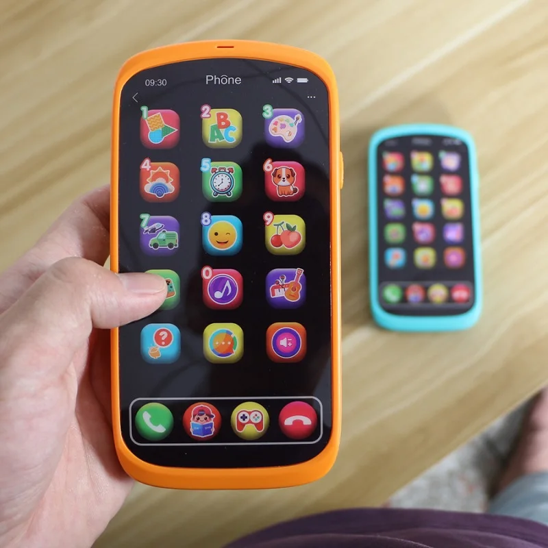 Kinderen doen alsof ze telefoon Engels leren peutertablet met zintuiglijk touchscreen Muziek Vroeg educatief cognitief speelgoed voor baby