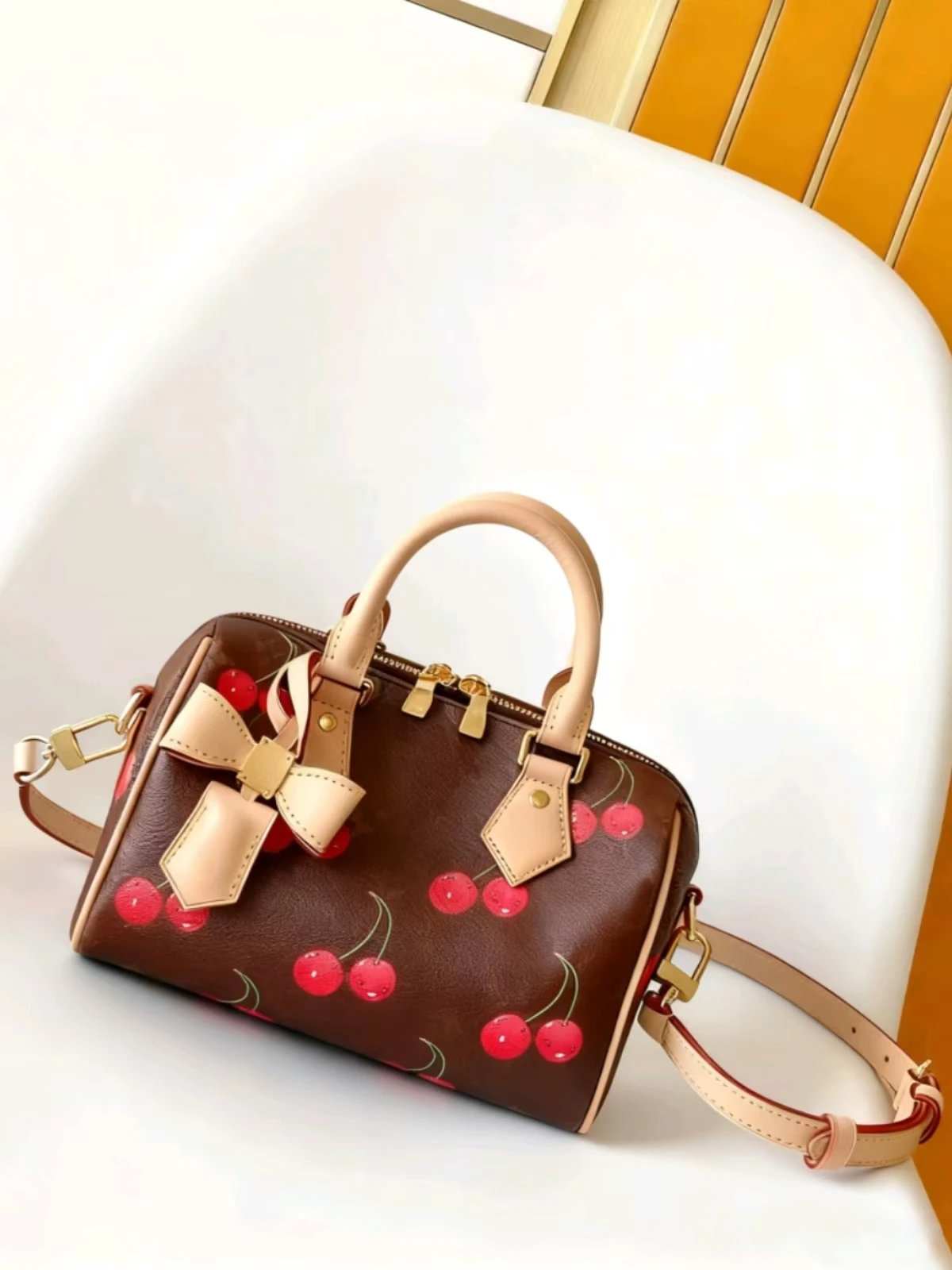 

2025 New Cute Cherry Pattern Women's Canvas Handbag/Shoulder Bag with Shoulder Strap (Size: 20.5-13.5-12 cm) PB7