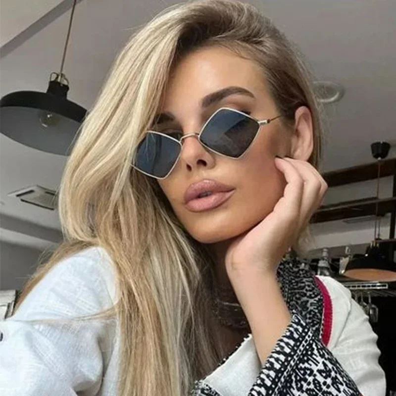 AliExpress gootrades Hipster Polygon Women Sunglasses Irregular Vintage Small Frame Rhombus Ladies Sunglasses Shades Retro Alloy Eyewear Black