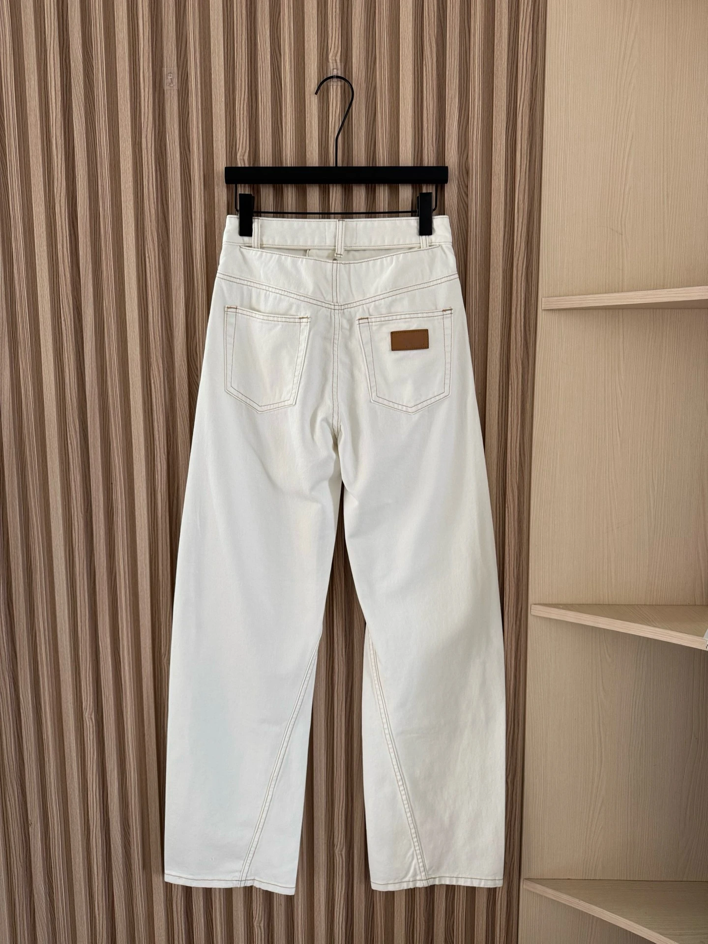 

2025 New Back Waist Cutout Straight Leg Washed Beige Jeans 283