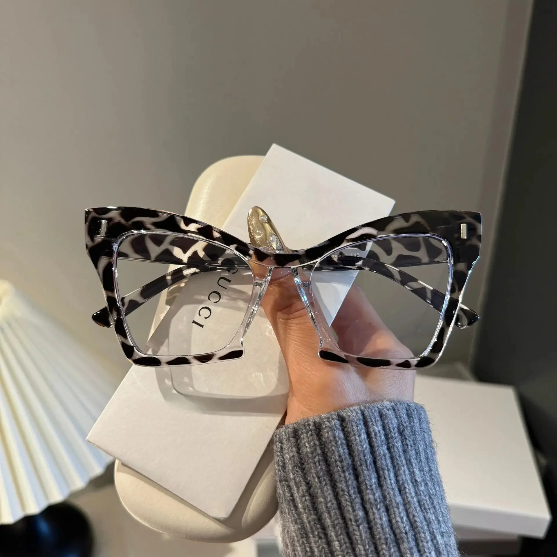 Grandes lunettes d'ordinateur monture femmes hommes oeil de chat Anti lumière bleue lunettes carrées lunettes de blocage lunettes de lunettes optiques