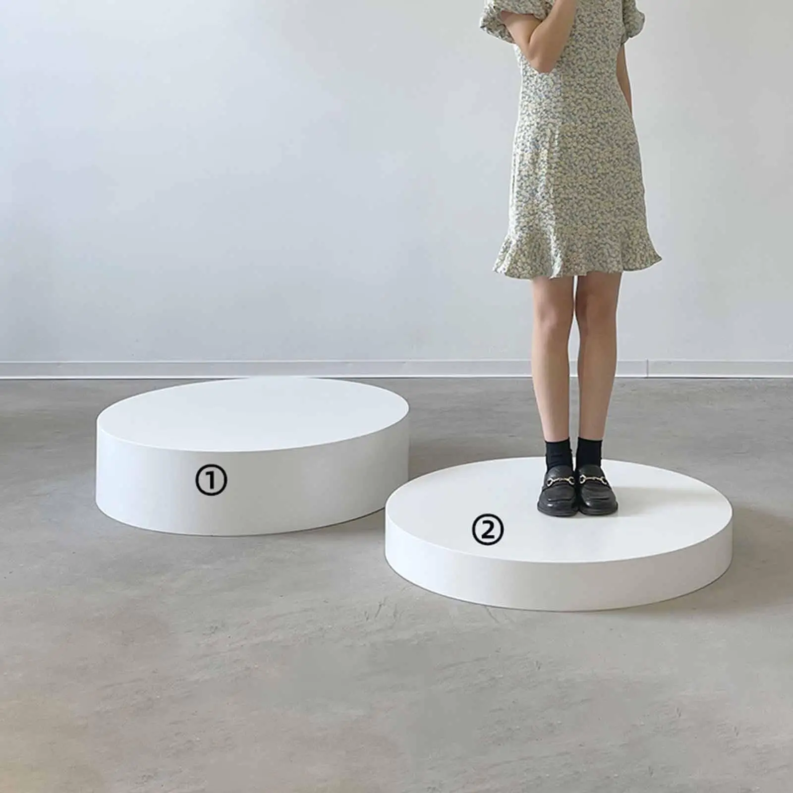 Round Mannequin Display Pedestal Stand,Birthday Home Platform Base Riser Table Cylinder Plinth for Dressing Room Party Ceremony