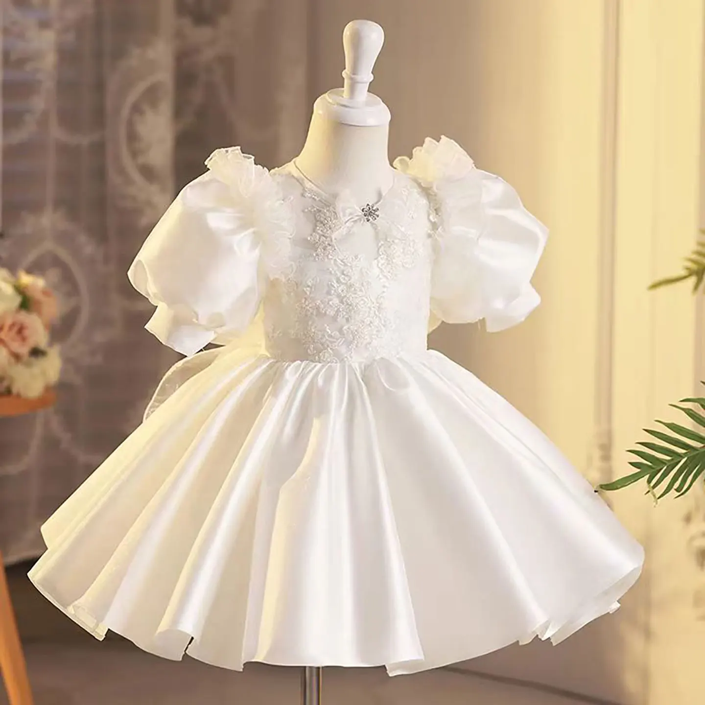 Dreamy Vow D088 Adorable Embroidered Lace Satin Flower Girl Dress With Bow Wedding Evening Party First Communion Short Ball Gown