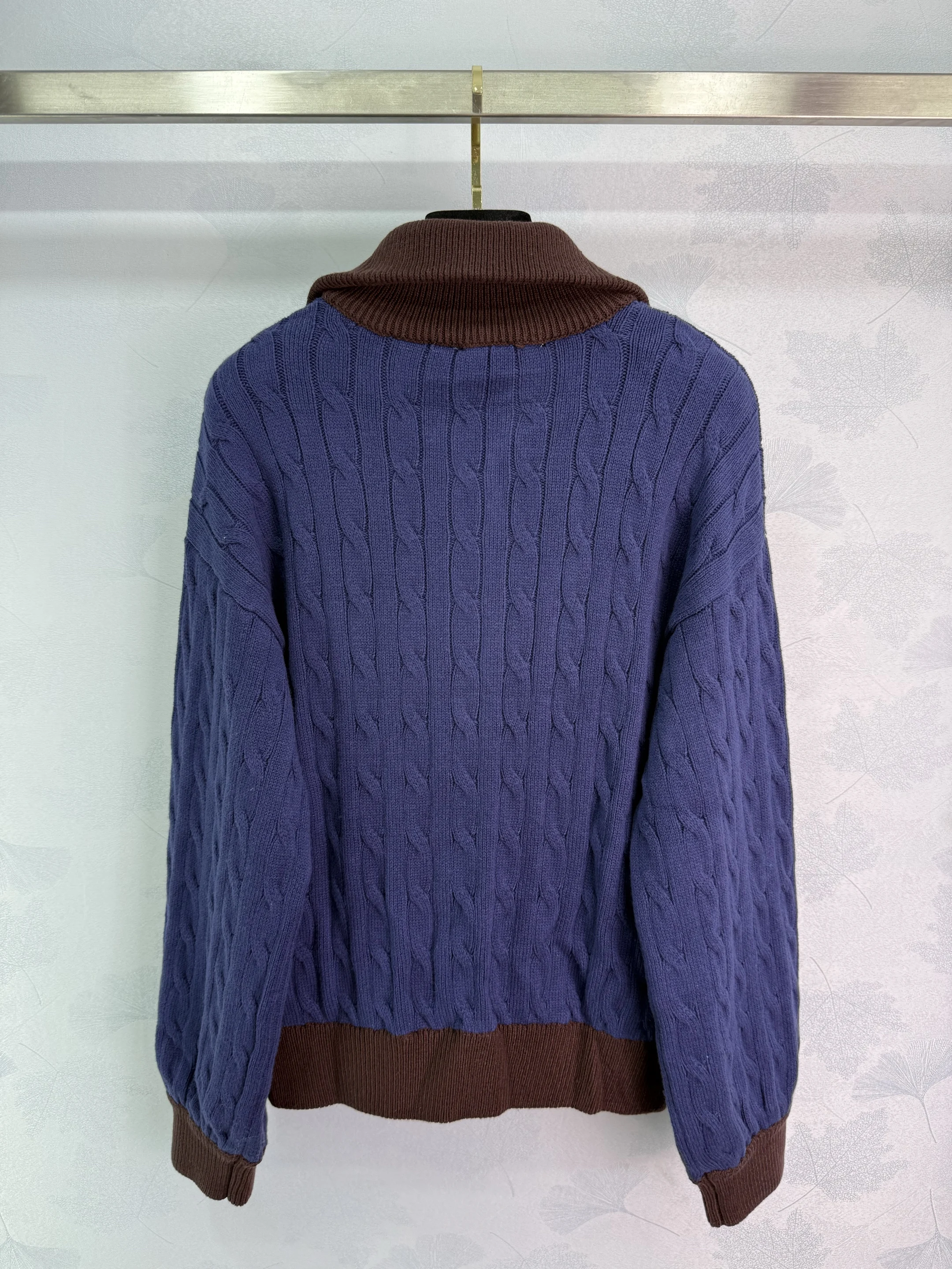 

2025 Early Autumn New Arrivals Women's Warm Knit Cardigans with Contrast Color Lapel Design Shirts & Blouses