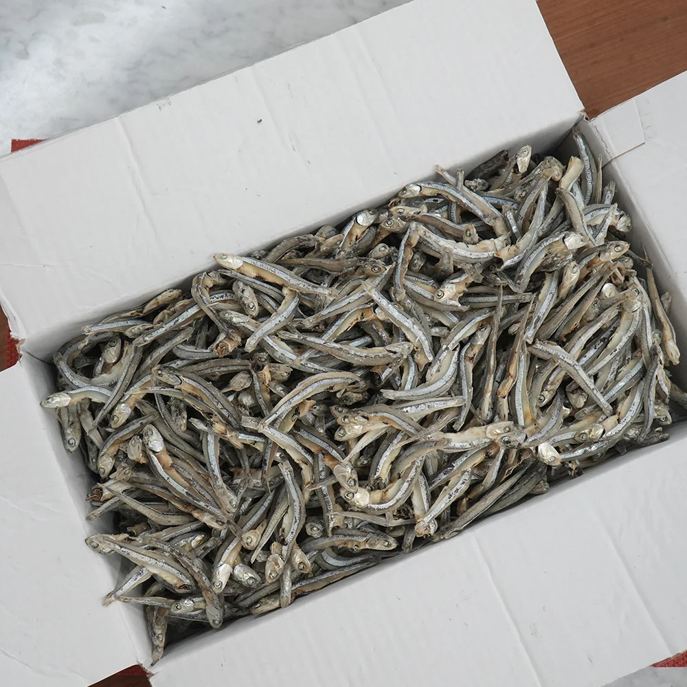 affordable anchovy for deep broth (7-9 cm) 800 g 1 box