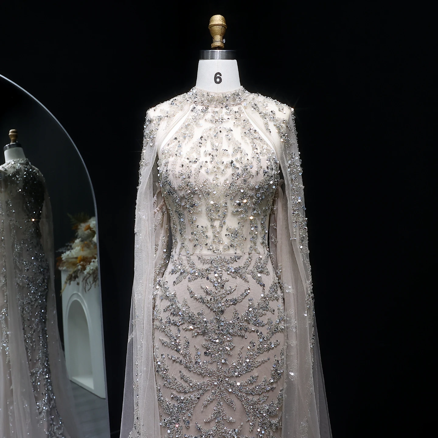 Sharon Said Elegantes Perlenbesetztes Champagner-Abendkleid mit Cape-Ärmeln, Türkis, Dubai, Damen-Hochzeitskleider, SS161, Maßanfertigung – Detail 6