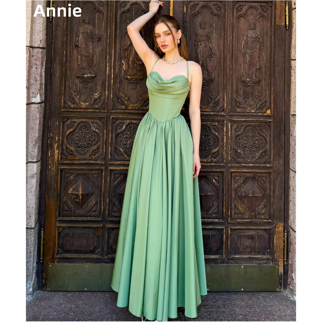

Annie Pleated Halterneck Prom Dresses Green Anti-silk Satin Evening Dresses A-Shape Elegant Lady Party Dresses فساتين سهرة