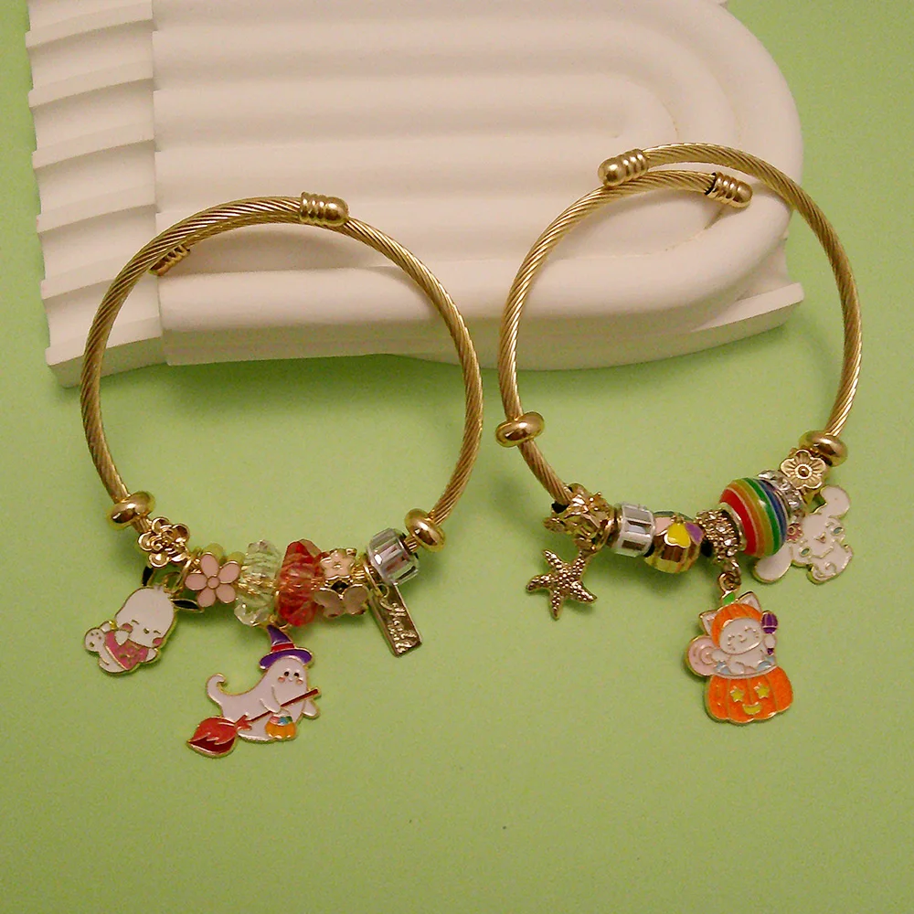 Pulsera de Anime Sanrio Hello Kitty Cinnamoroll, figura de dibujos animados, Pochacco, insignia de Metal, colgante, brazalete Kawaii, accesorios de joyería DIY