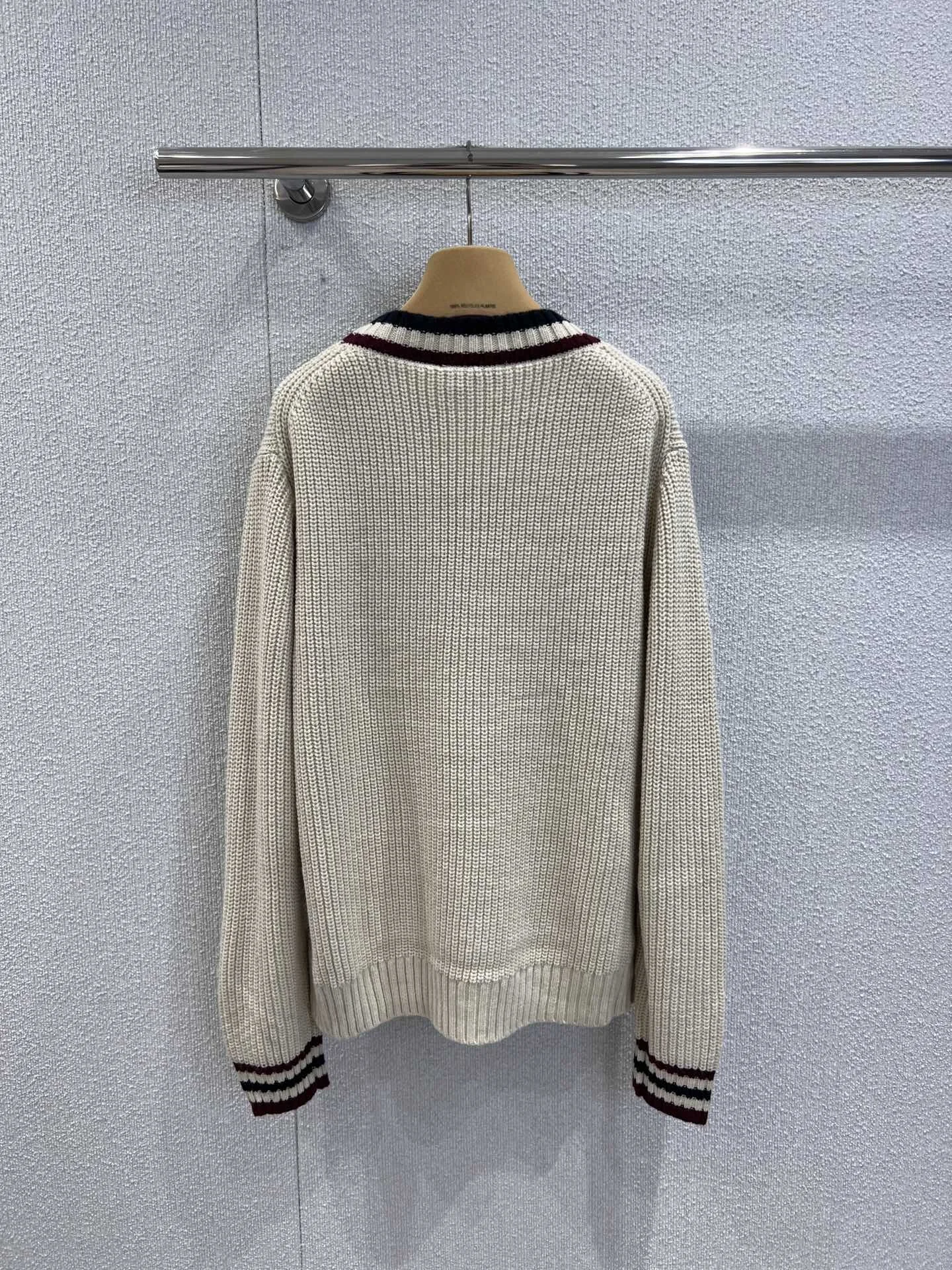 

2025 New Coat Sweater Buttons Long-sleevd Cashmere Fashionable Versatile Slimming Figure-hugging Spring Summer