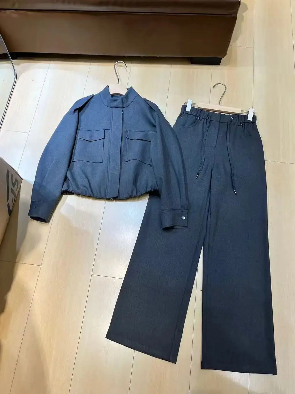 

Casual women's autumn-winter wool blend pants suit