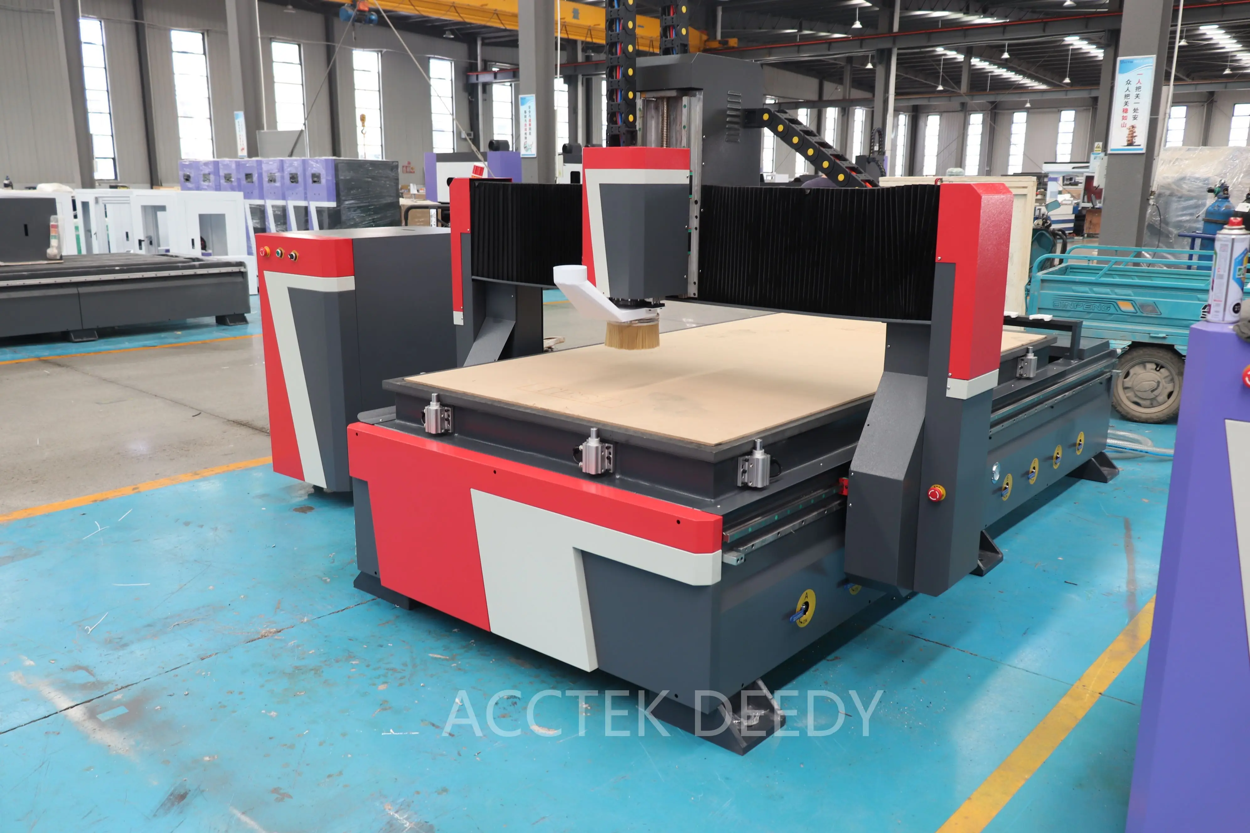 Hoge Precisie Cnc Houtbewerking Graveermachine 4 * 8ft 1325 Atc Cnc Hout Router Voor Mdf Snijden Houten Meubelen Deur Maken