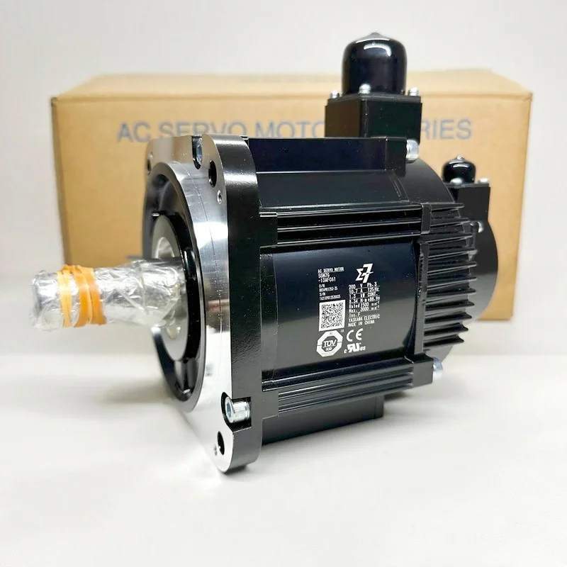 BRAND NEW 200V 1.3KW AC SERVO MOTOR SGM7G-13AFC61