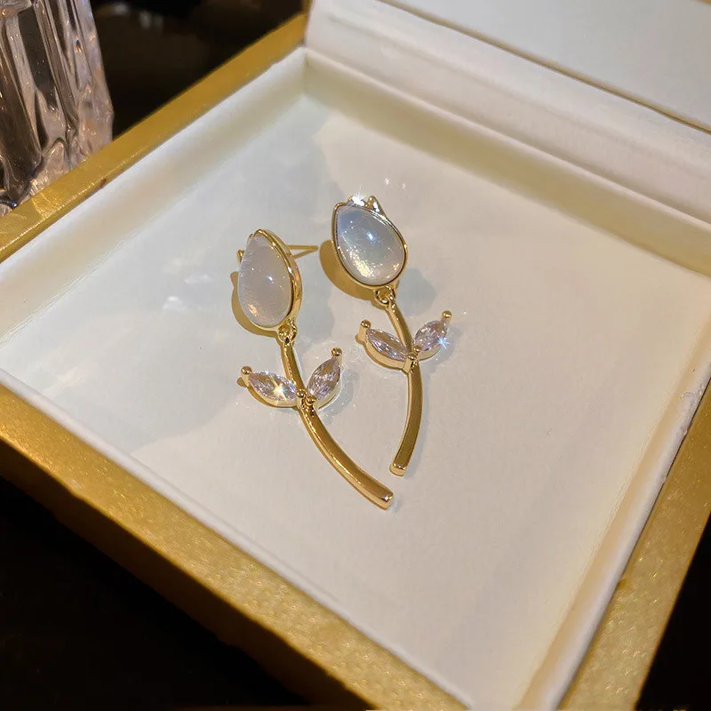 Vergoldete Kristallblatt-Quasten-Tropfenohrringe für Frauen, glänzende Zirkon-Blume, baumelnde Ohrringe, Hochzeit, Schmuck, Geschenk, Y2k – Detail 39