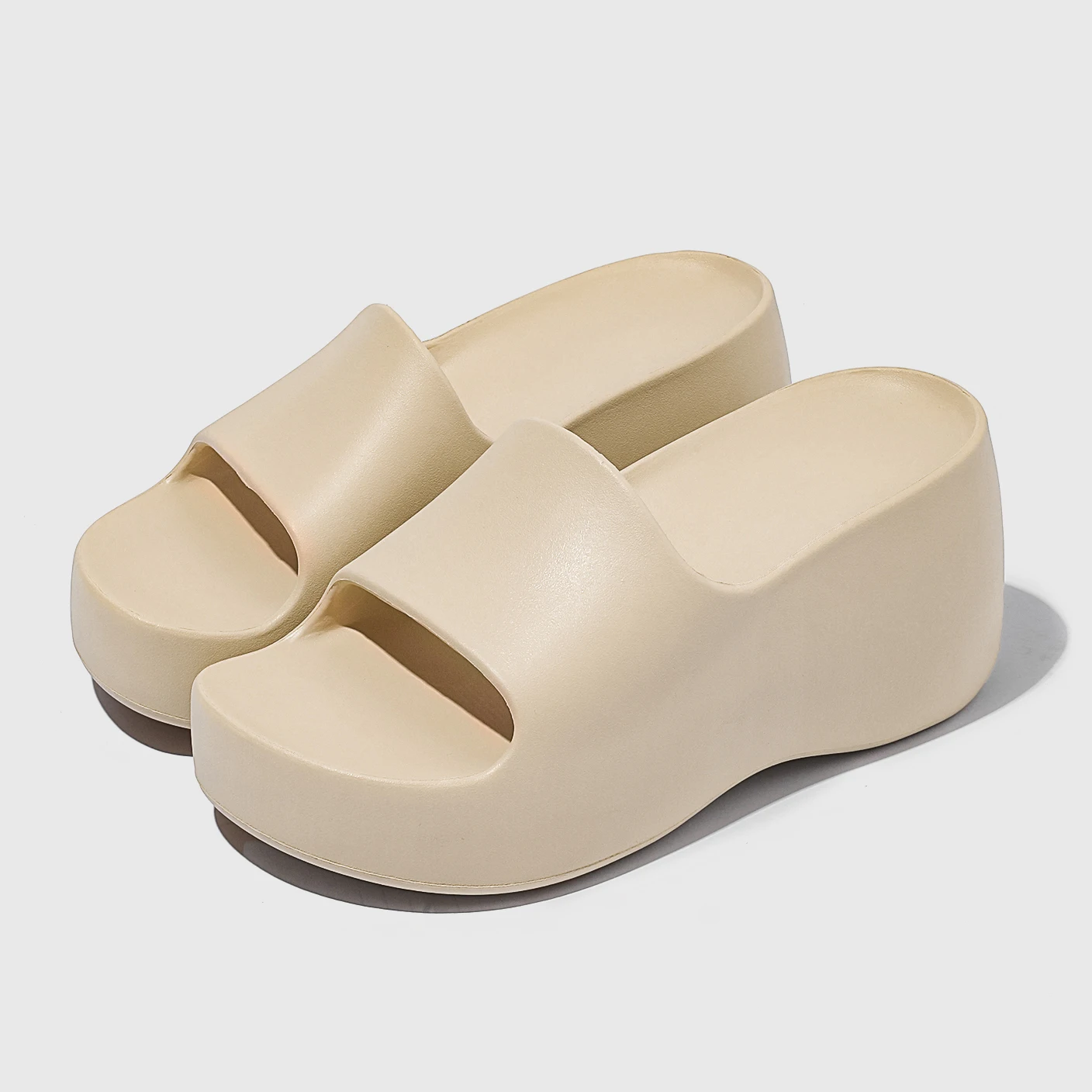 

2025 Summer New Thick Bottom Thick Bottom Meryl Women's Sandals Casual Fashion Outerwear Bread Sandals PVC