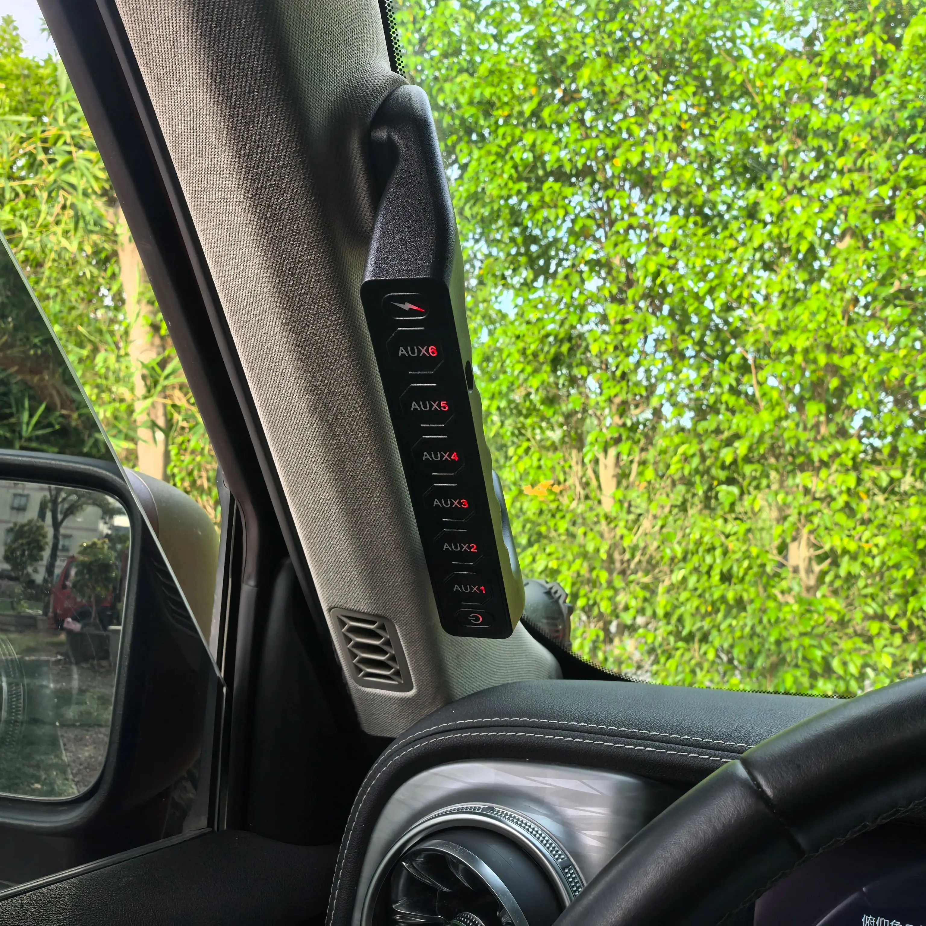 

RTG Off Road Cars Switch Control Panel Gang Grab Handle Car Controller Switch Panels for Tank 400