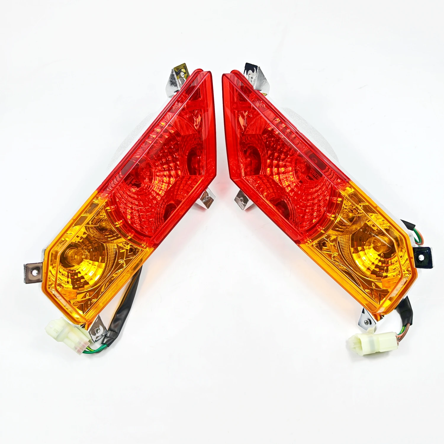 

LH RH Tail Light Kit for CFmoto ZForce 600 Z6 625 CF196 CForce 800 X8 800-2 820 CF800AU-2B UForce 800 U8 9060-160210 9060-160220