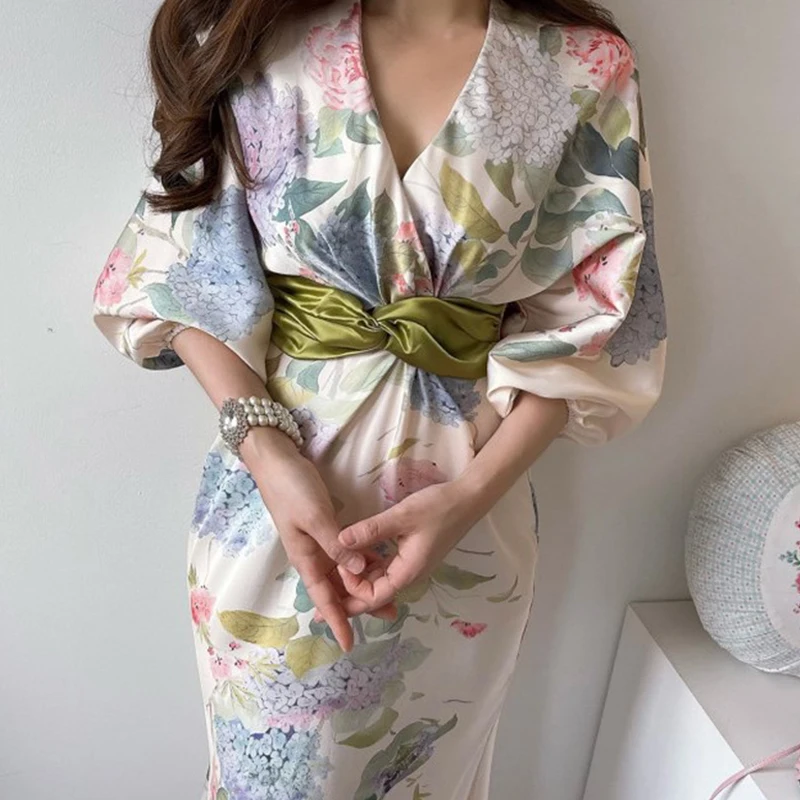 Clothland Women Chic Print Midi Dress V Neck High Waist Three Quarter Puff Sleeve Zipper Kimono Style Summer Dresses QB231