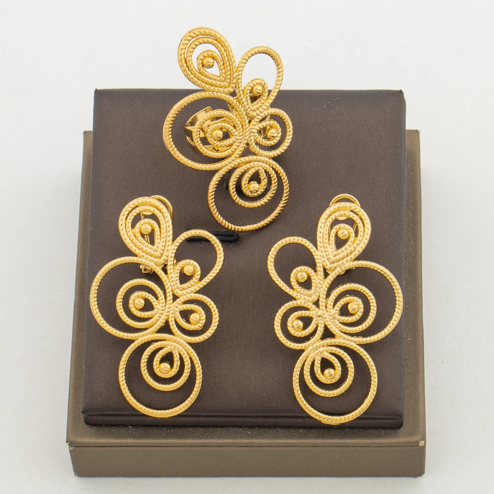 Nigerian Jewelry Gold Color Earrings Ring Set for Bride Alloy Copper Clip Earrings and Cocktail Ring 2Pcs Set for African Gifts image 3