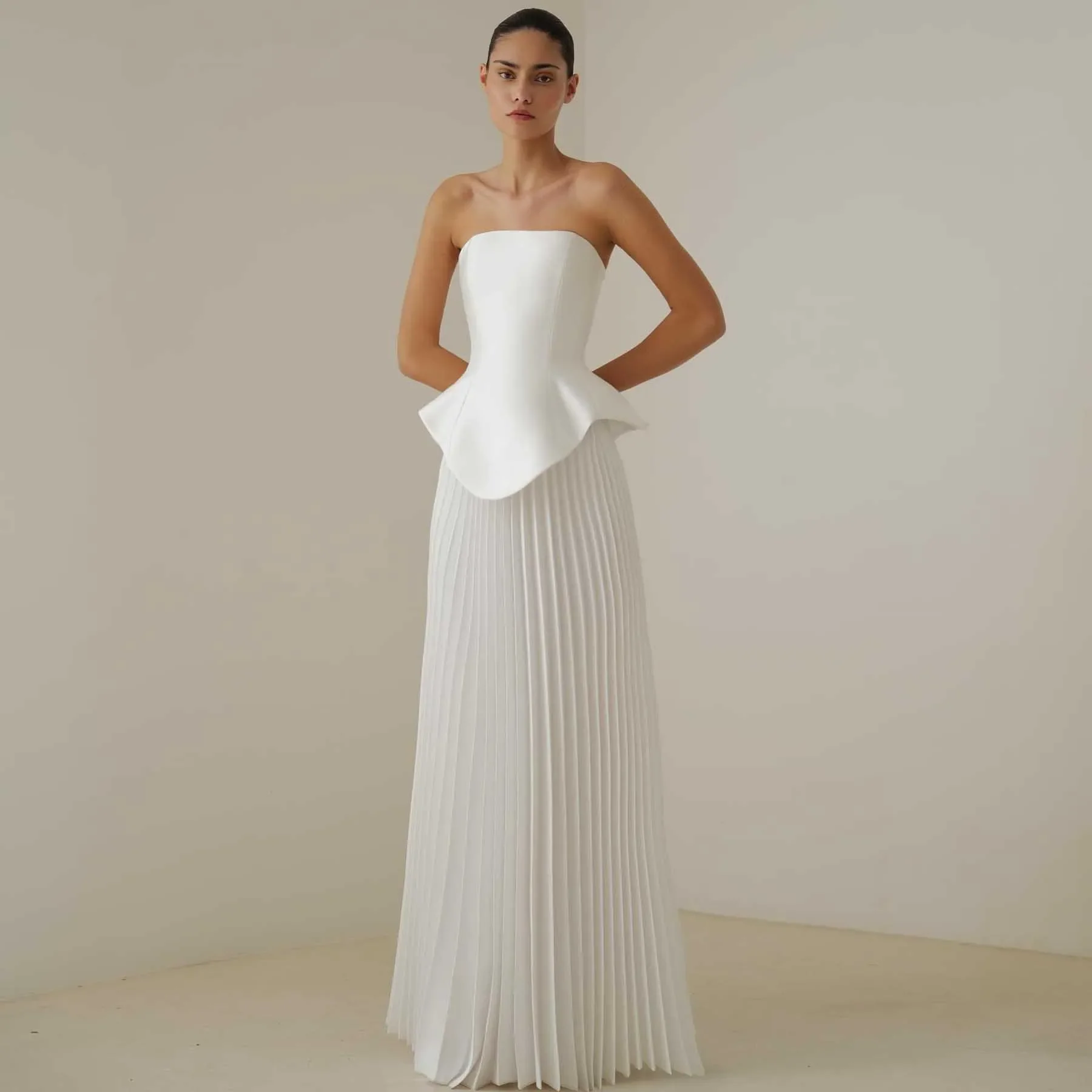 Lakshmigown Weißes Plissiertes Hochzeitskleid Langes Brautkleid aus Seiden-Taft Weißes Plissee-Hochzeitskleid Nach Maß – Detail 5