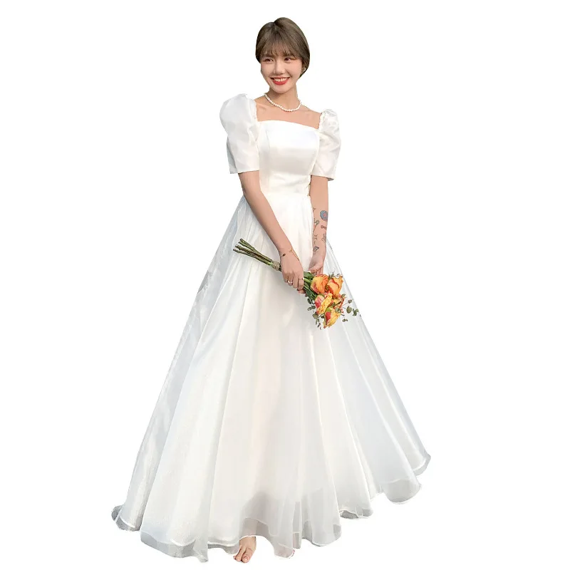 Z65 The bride\'s French travel shoot is forest-style and super fairy petite white evening dress